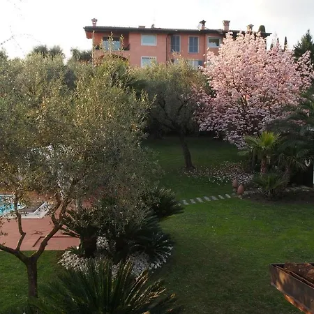 Villa Oliveto